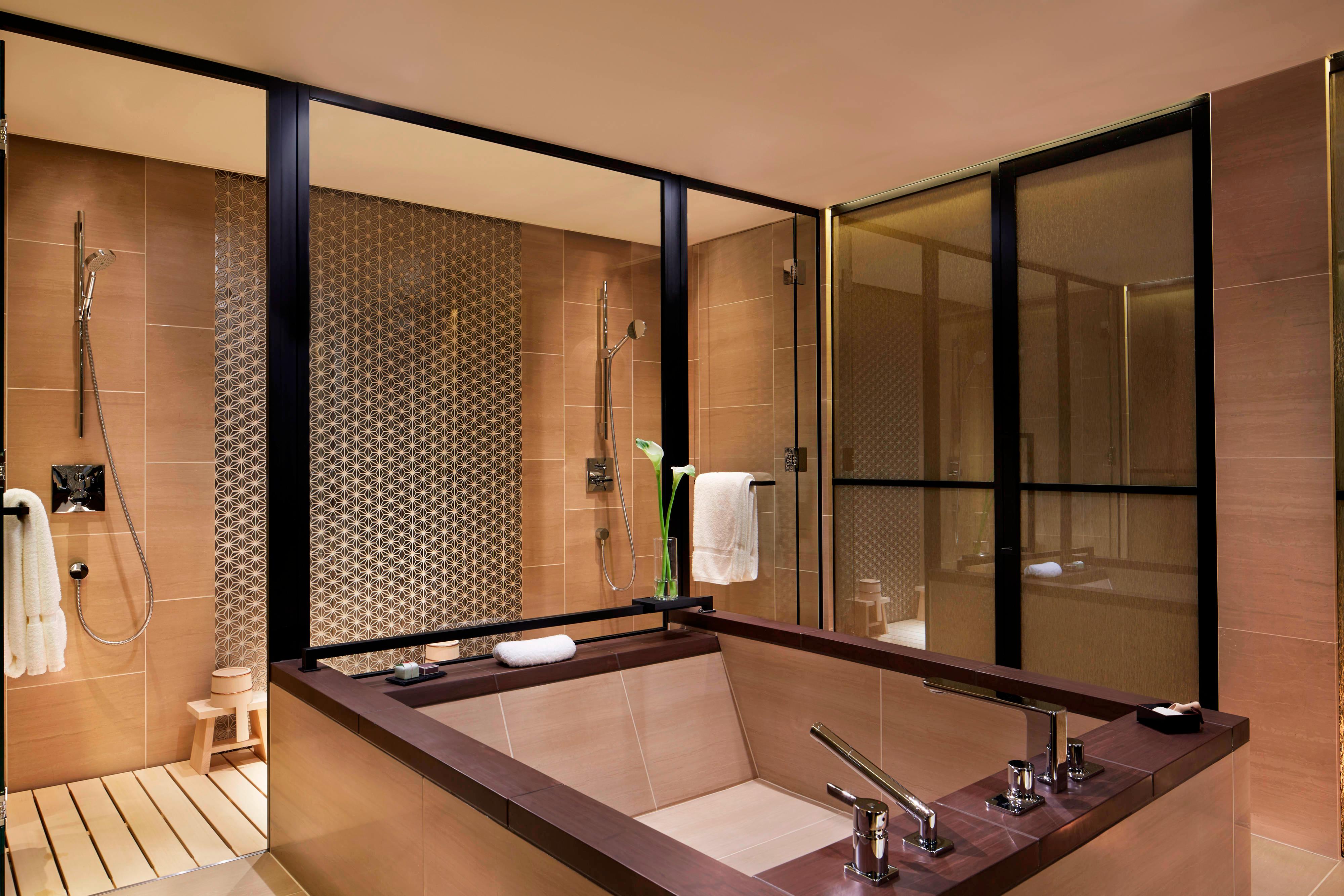 The Ritz-Carlton Suite Bathroom