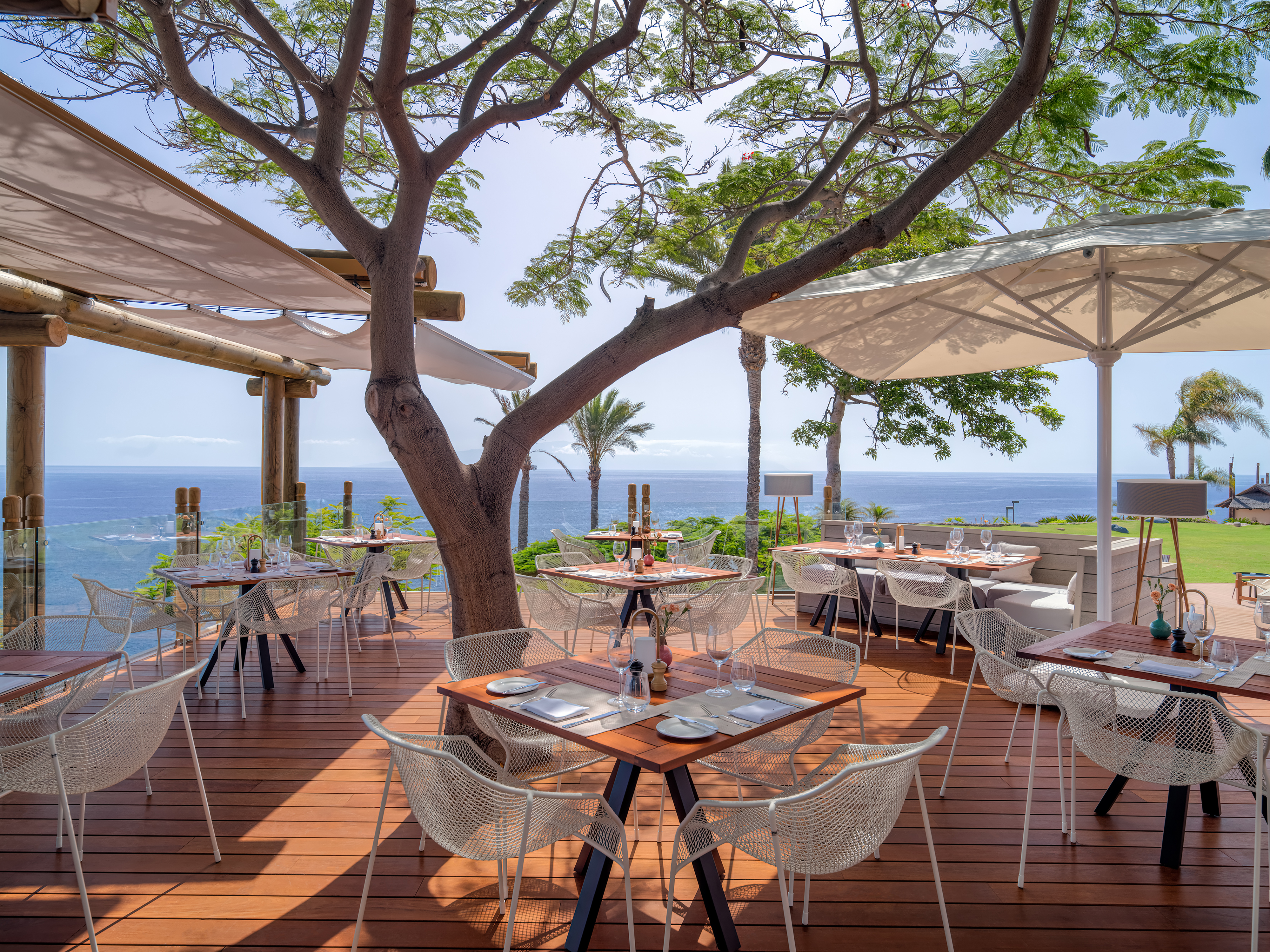 El Mirador restaurant terrace ocean view